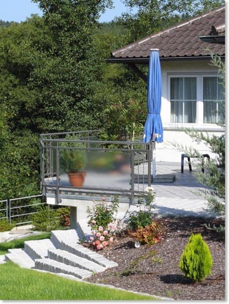 Landgasthof Am Sonnenhang Vohenstrauss Exterior foto